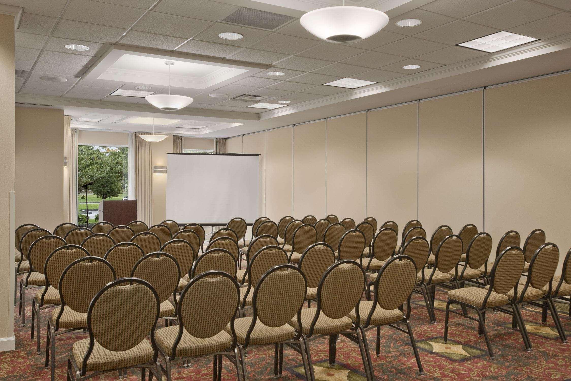 Hilton Garden Inn Syracuse East Syracuse Bagian luar foto