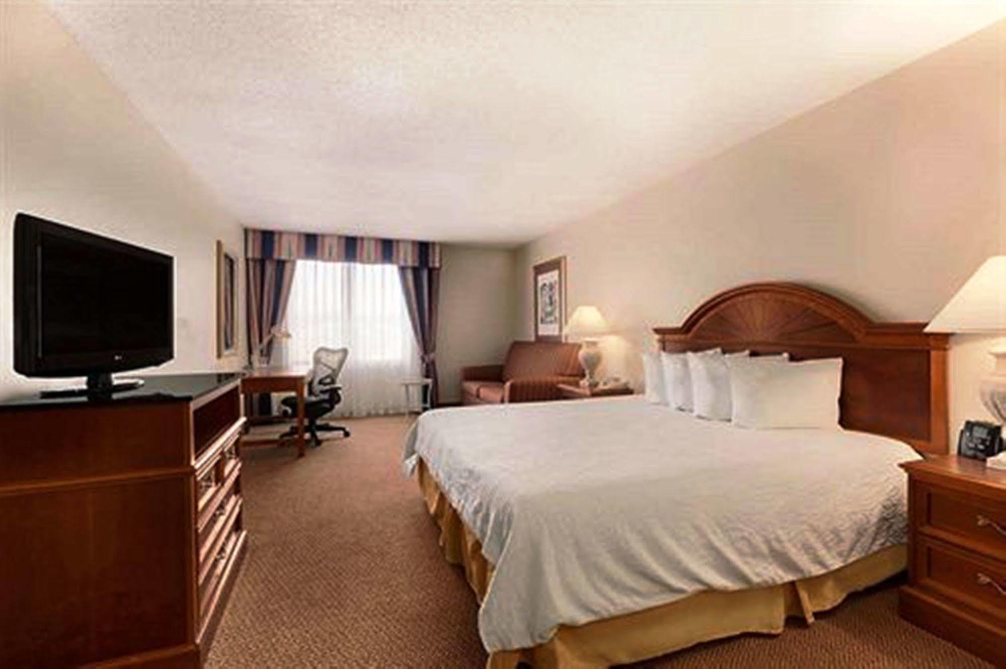 Hilton Garden Inn Syracuse East Syracuse Bagian luar foto