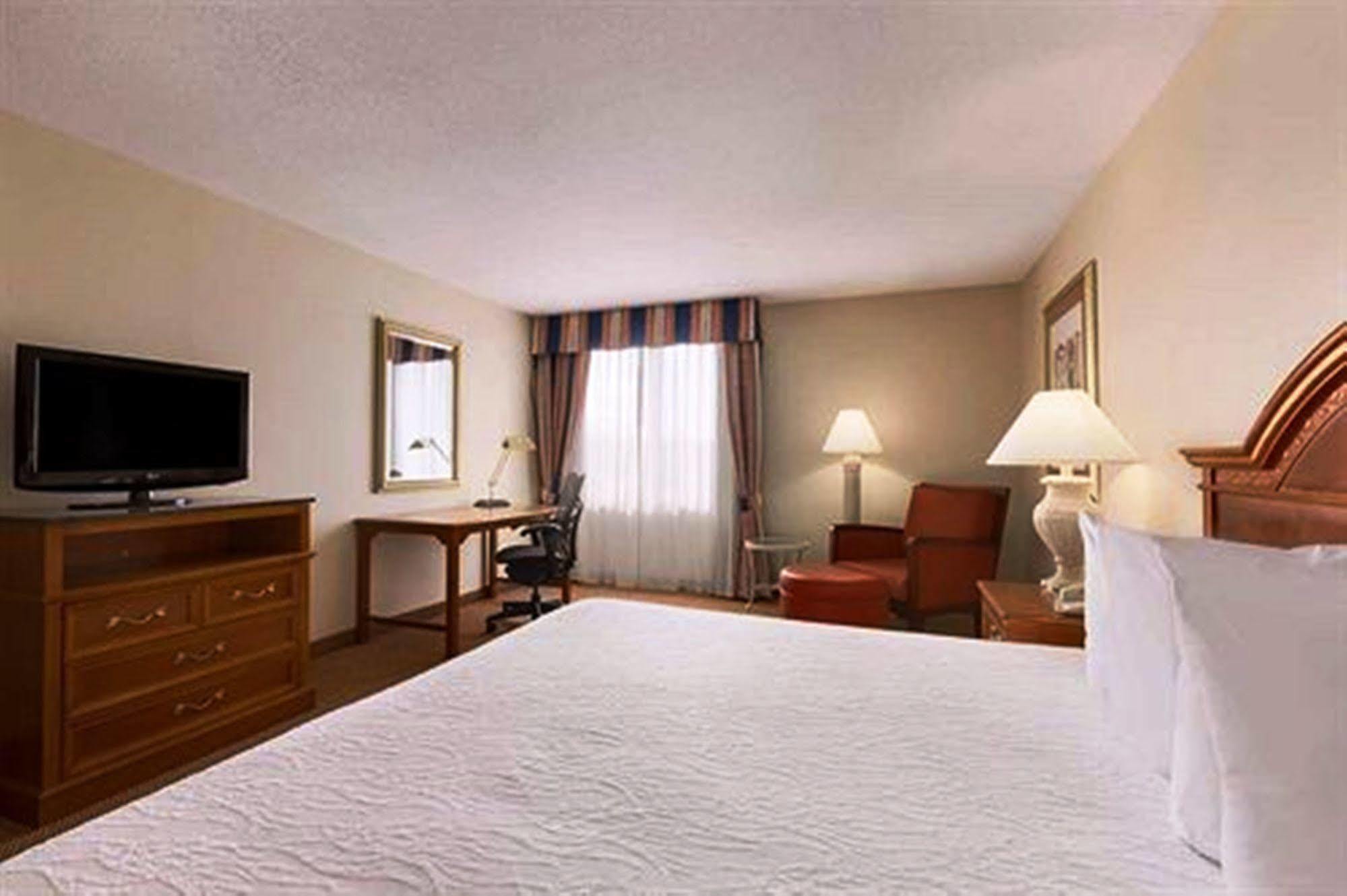 Hilton Garden Inn Syracuse East Syracuse Bagian luar foto